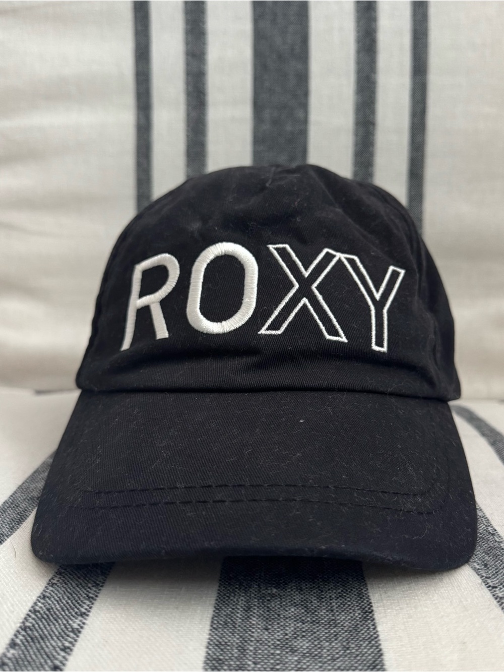 Roxy Black Logo Baseball Cap